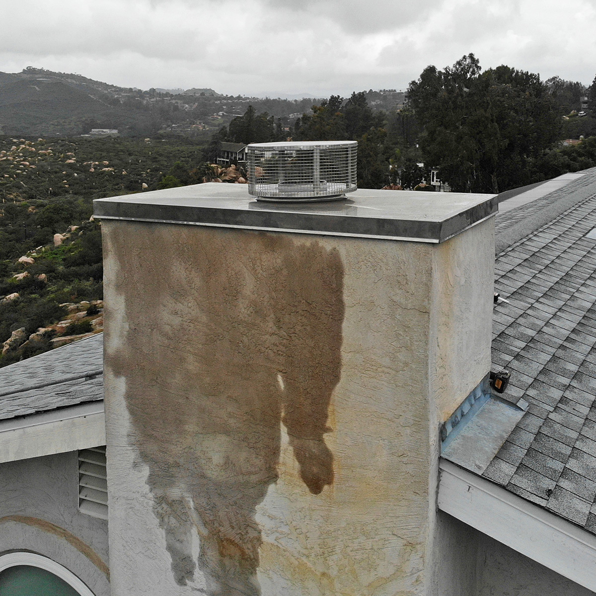 leaky chimney repairs in  La Jolla and Chula Vista CA